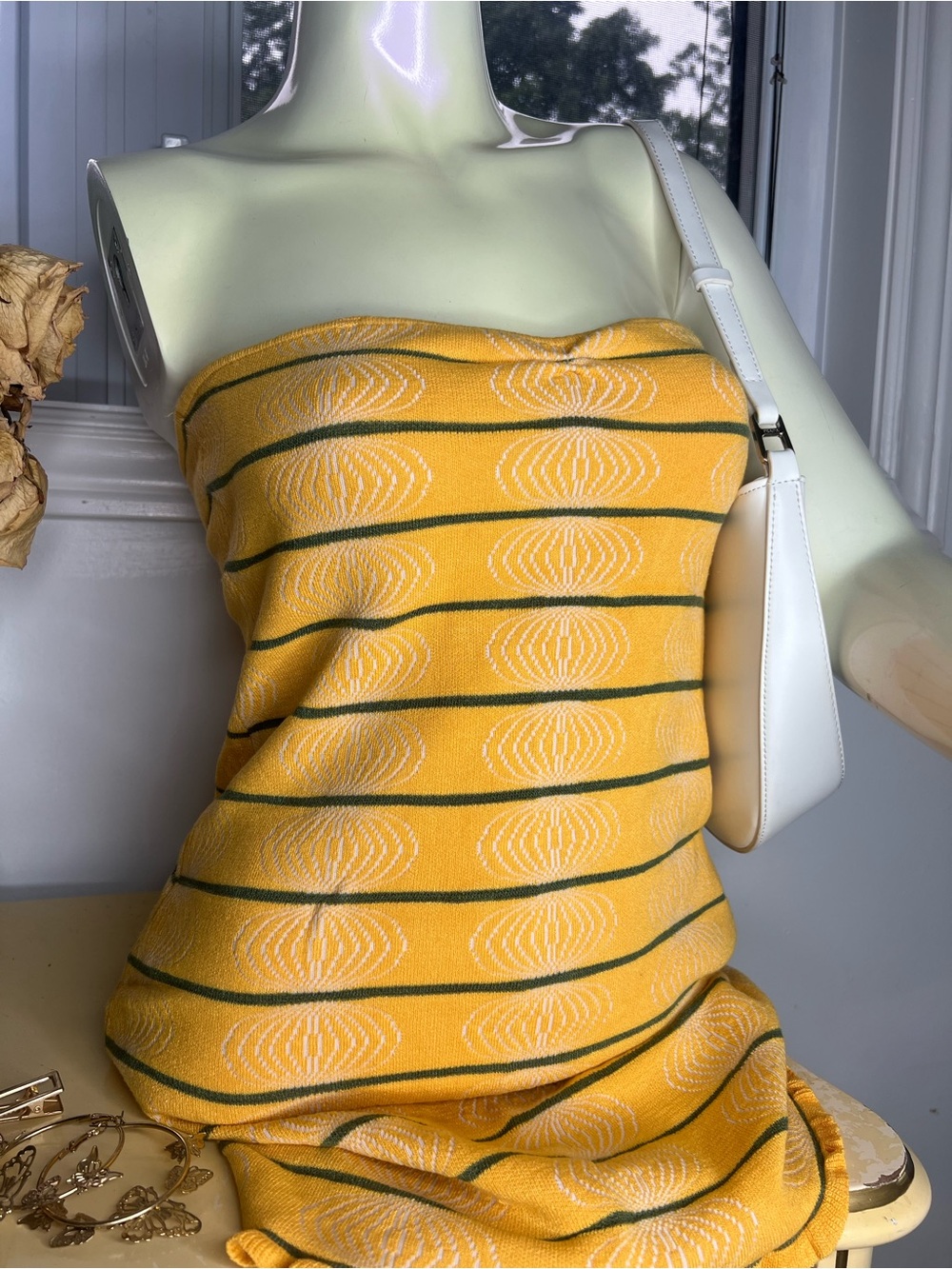 ☀️Yellow Strapless Knit Dress with Green Stripe Detail✨💛☀️